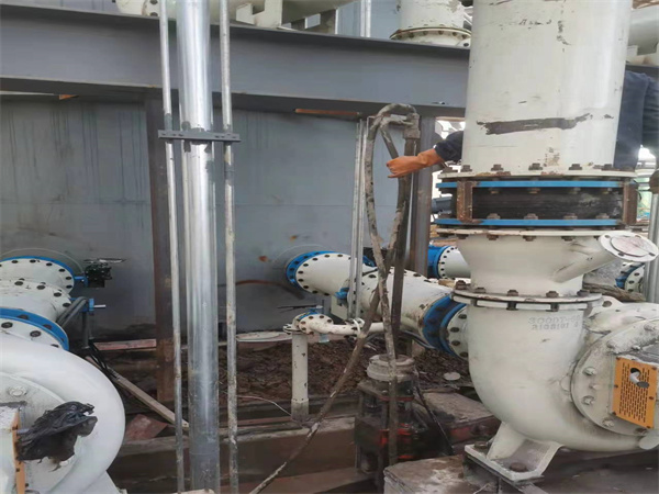 龙里设备基础沉降下沉注浆加固增加荷载